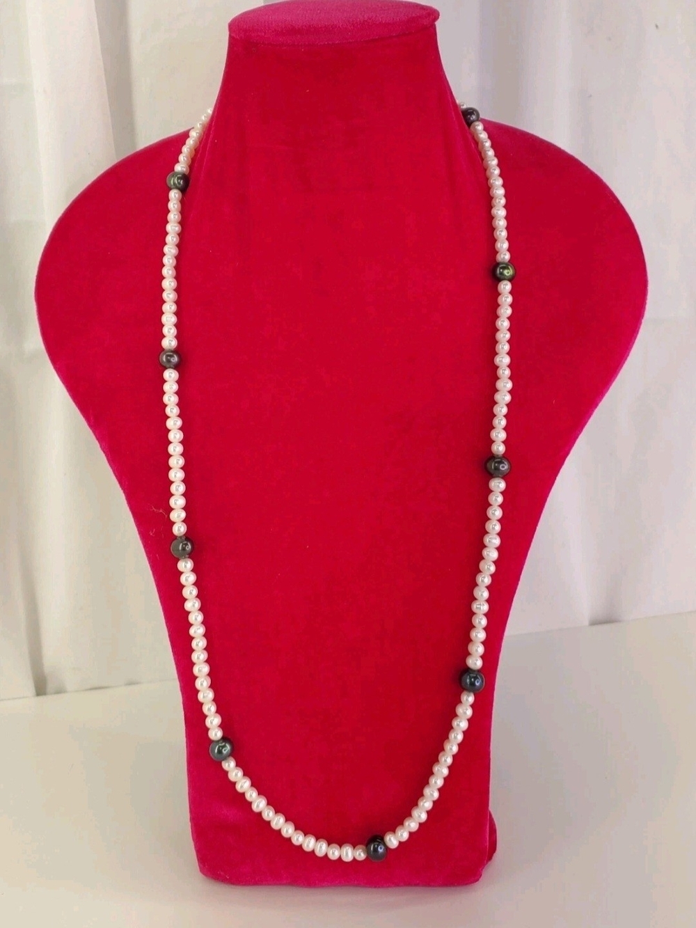 Imperial Pearls 35 Inch Tuxedo Pearl Necklace with Both Black & Ivory Pearls.